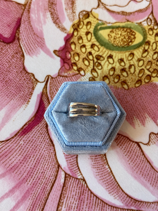 VNTG Sterling Silver Triple-Ridge Modernist Band Ring 7.5
