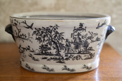 Toile Porcelain Foot bath, Planter