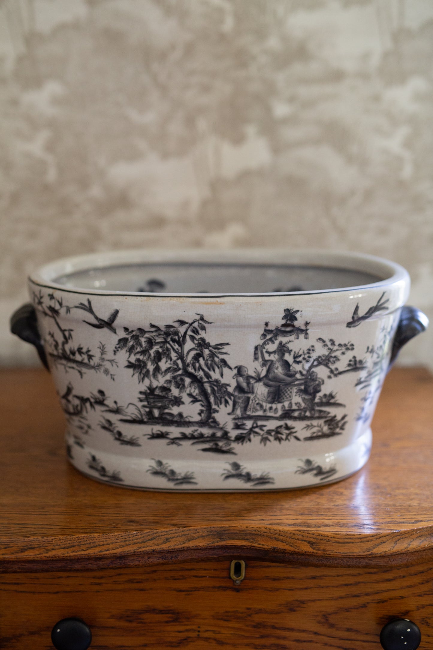 Toile Porcelain Foot bath, Planter