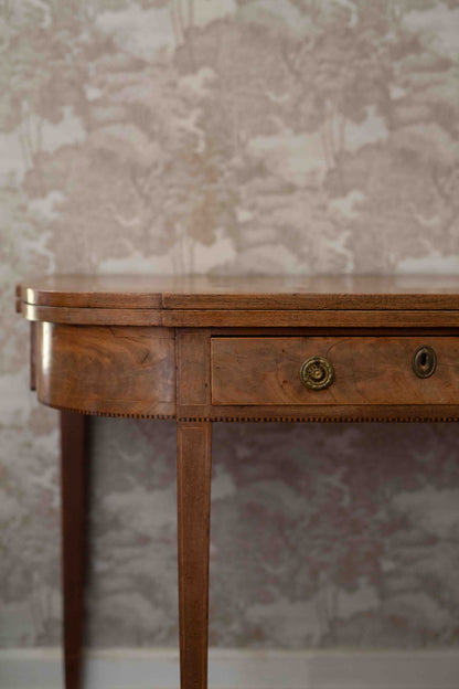 Antique George III Inlaid Mahogany Fold-Over Card / Tea Table