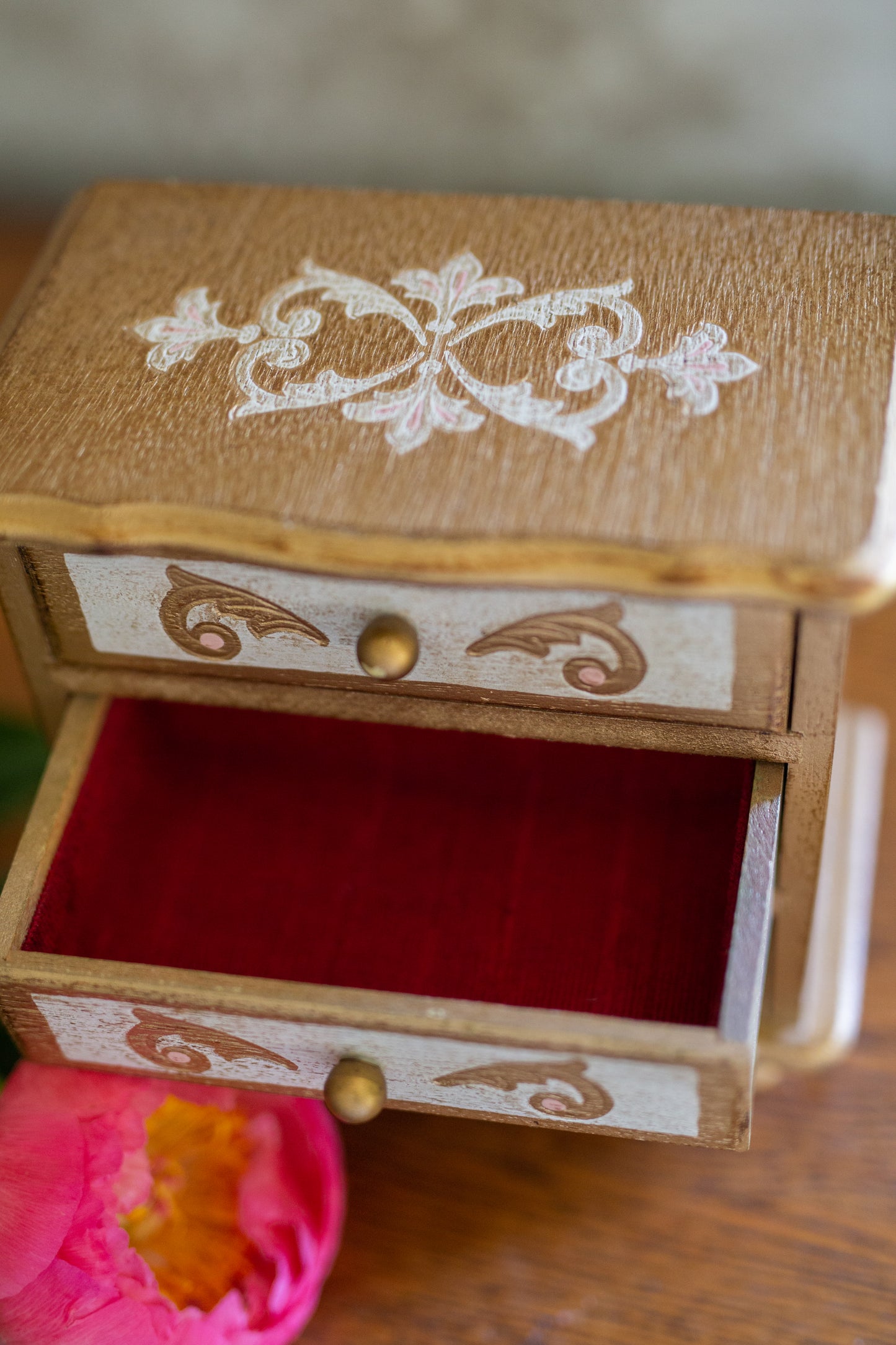 Florentine Gold Giltwood 3 Drawer Jewelry/ Music Box